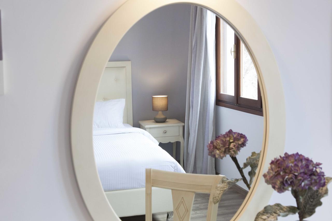 Shalom Luxury Rooms Kondilaki Chrissi Akti Chania Exterior foto