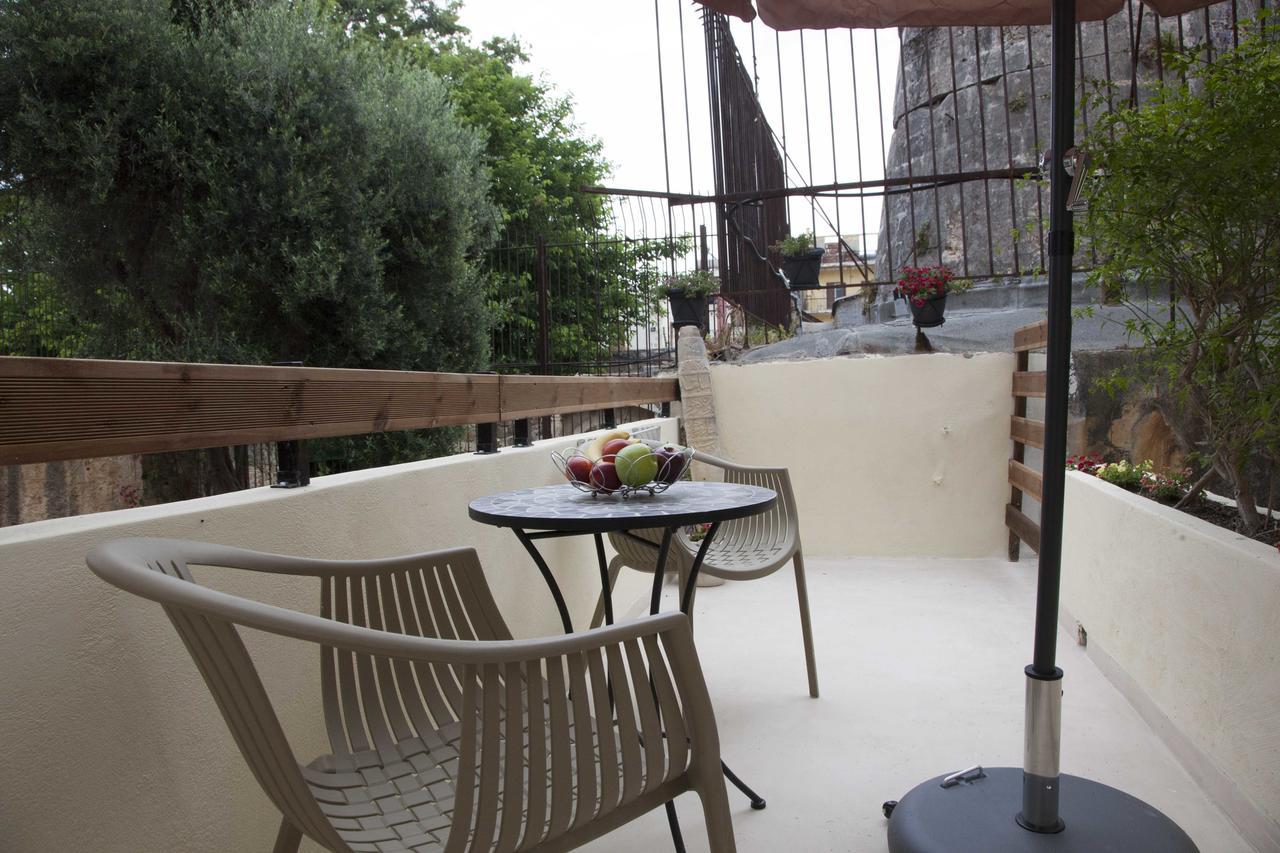 Shalom Luxury Rooms Kondilaki Chrissi Akti Chania Exterior foto
